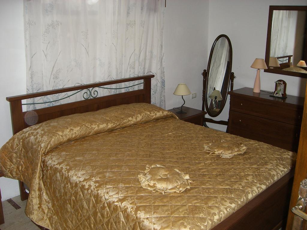 Sa Domu Sarda Casa Vacanza 피치나스 객실 사진
